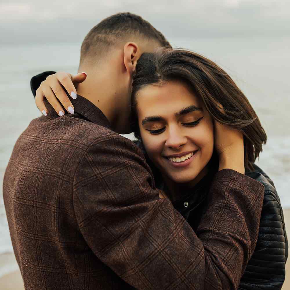https://www.fotografiacasaluci.it/wp-content/uploads/2020/12/image_couples_about_03.jpg